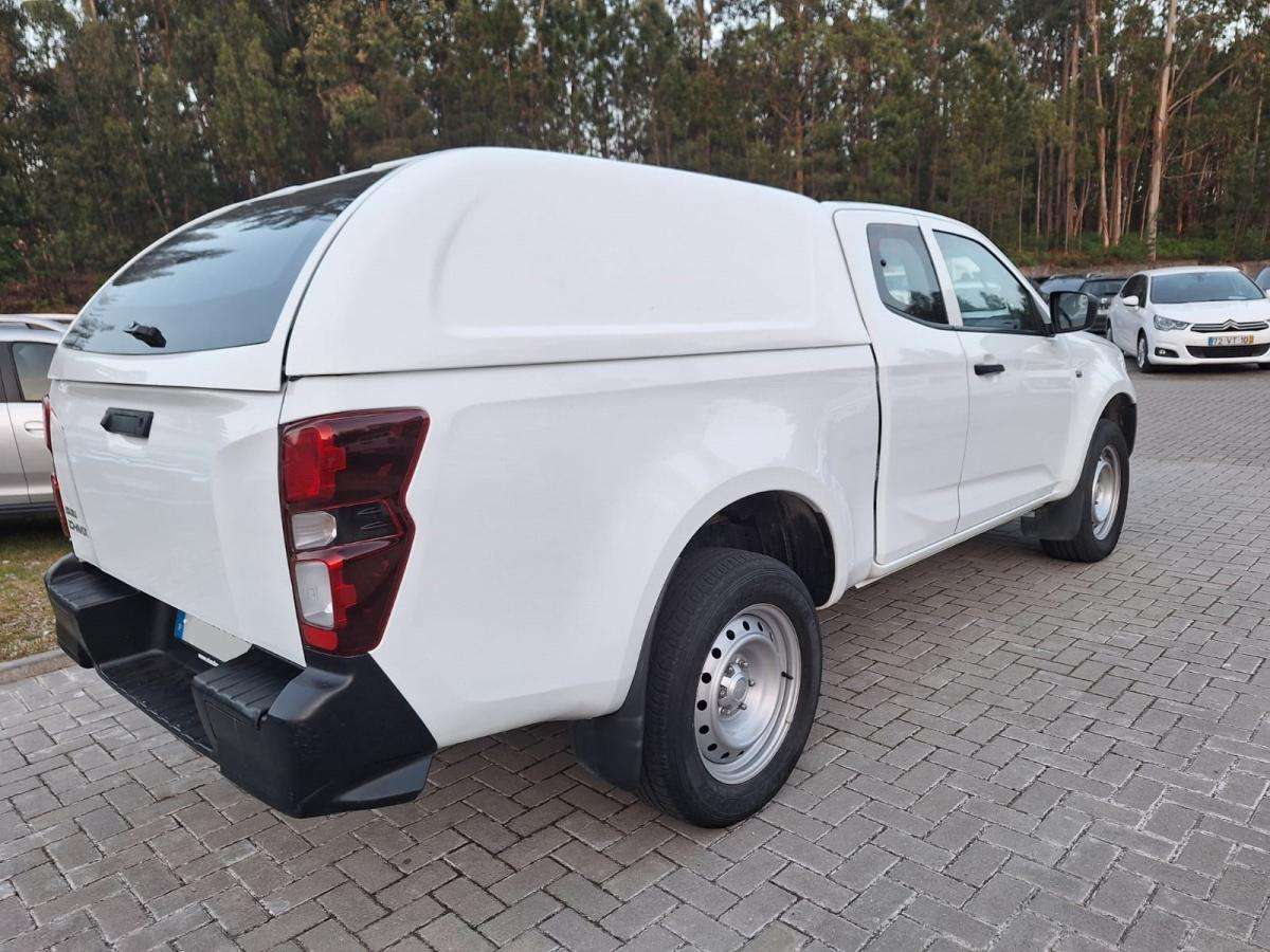isuzu-d-max-2023-diesel-1898cc
