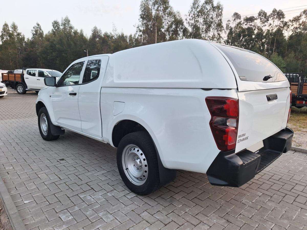 isuzu-d-max-2023-diesel-1898cc