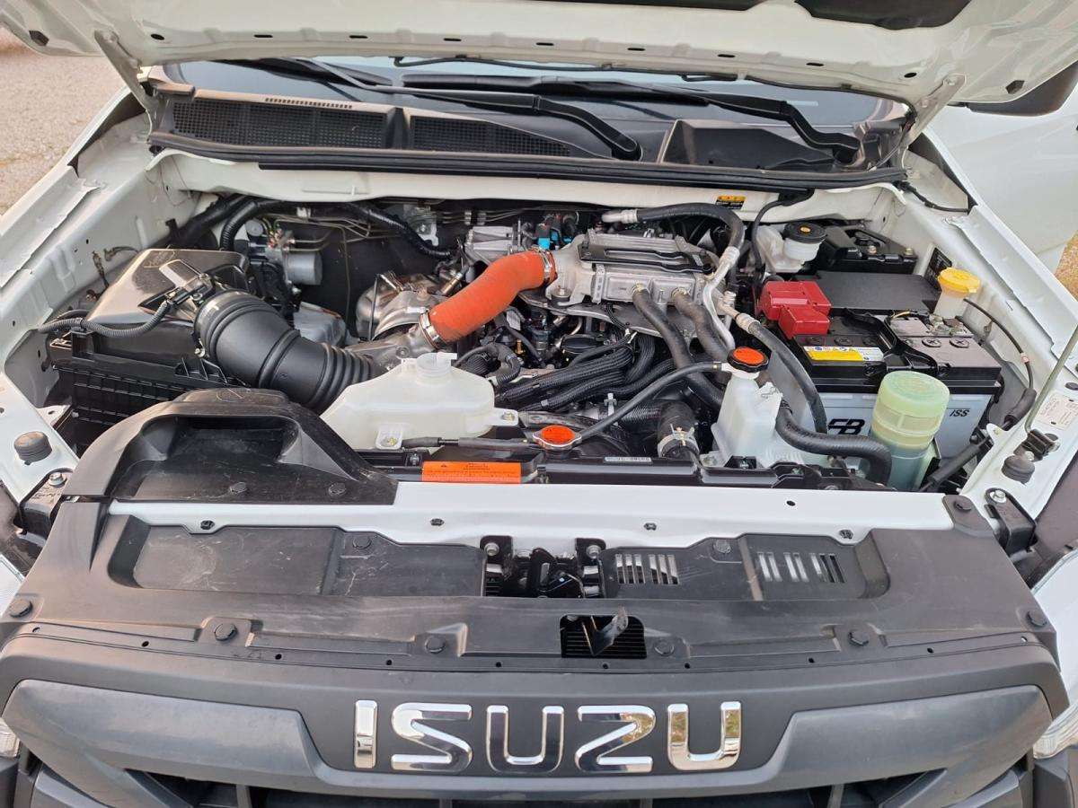 isuzu-d-max-2023-diesel-1898cc