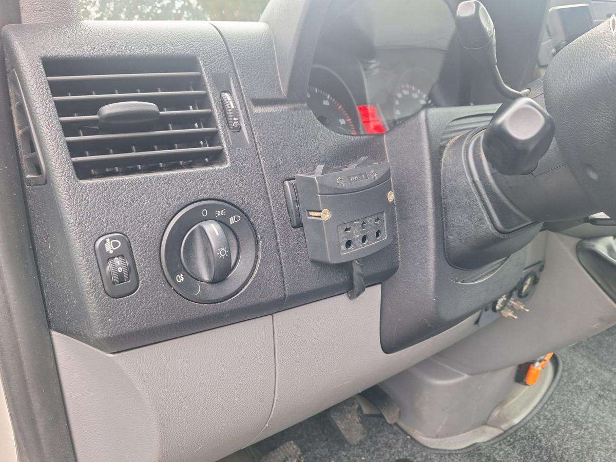 volkswagen-crafter-2013-diesel-2461cc