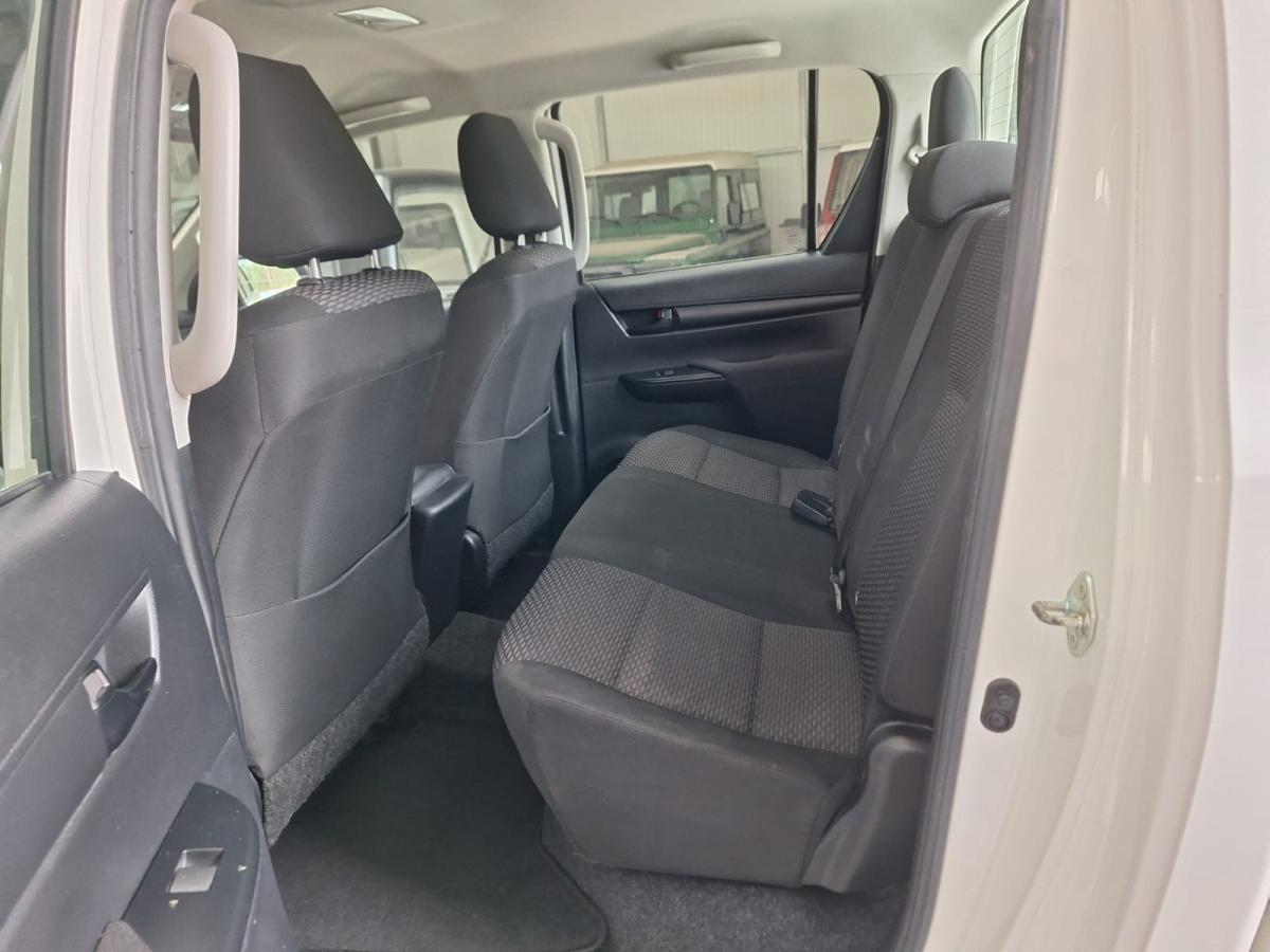 toyota-hilux-2019-diesel-2393cc