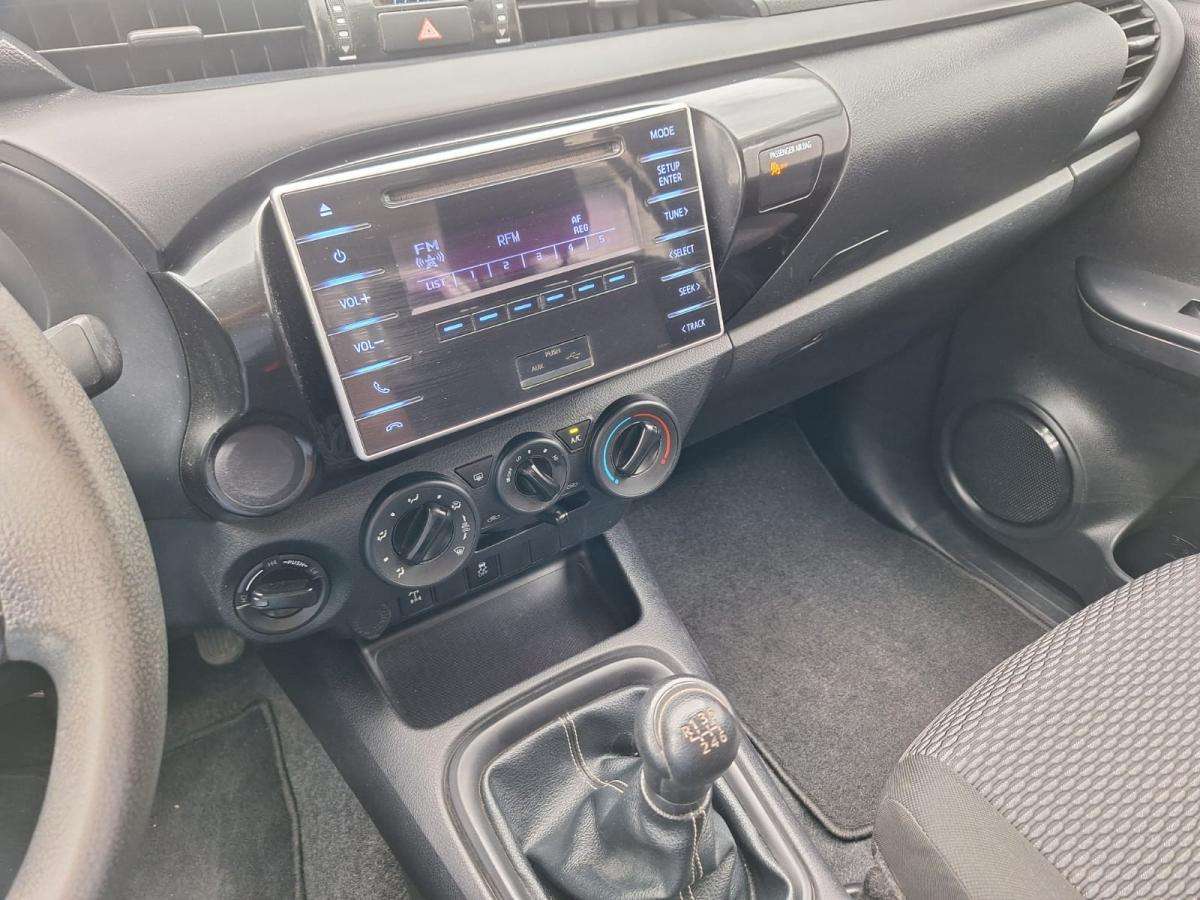 toyota-hilux-2019-diesel-2393cc