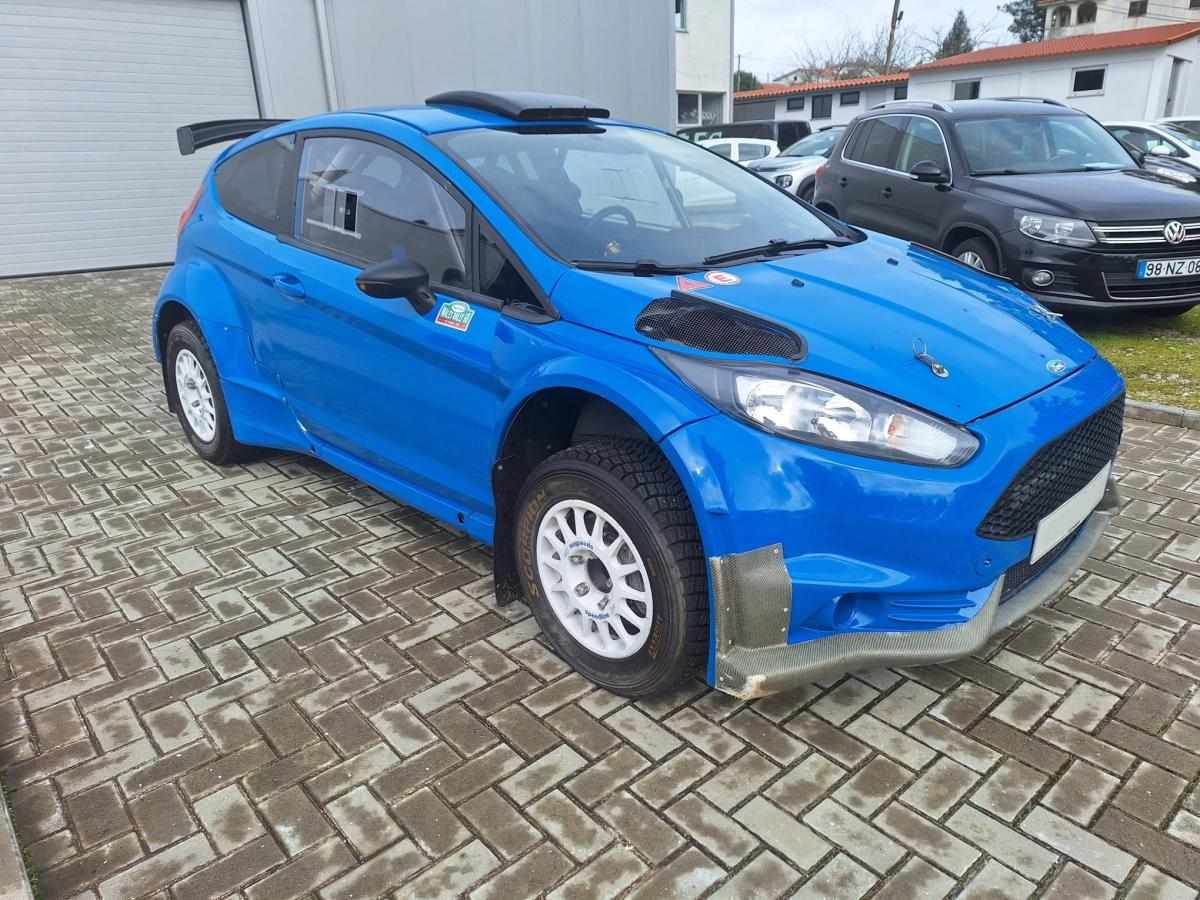 ford-fiesta-2015-gasolina-2751cc