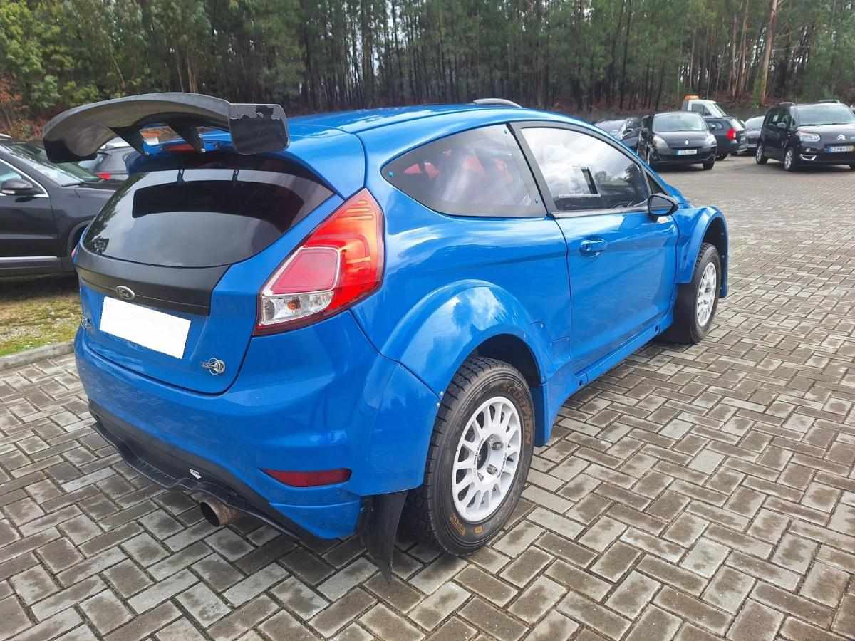 ford-fiesta-2015-gasolina-2751cc