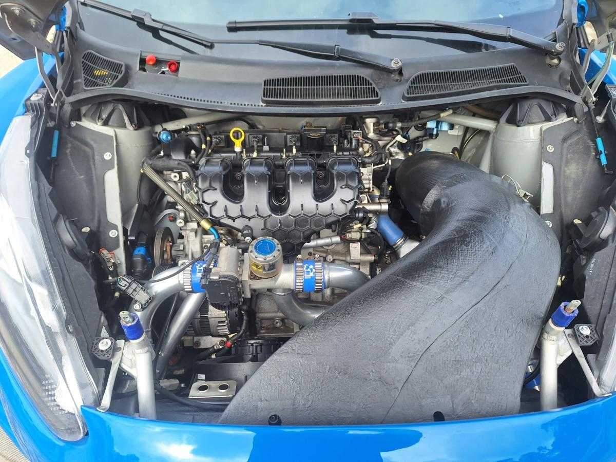 ford-fiesta-2015-gasolina-2751cc