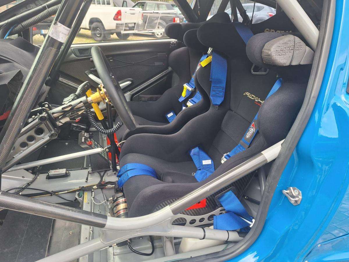ford-fiesta-2015-gasolina-2751cc