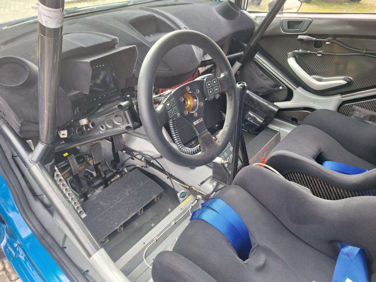 ford-fiesta-2015-gasolina-2751cc