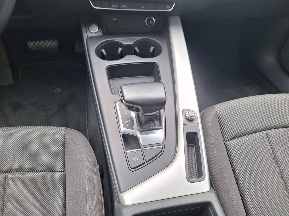 audi-a4-avant-2021-diesel-1968cc