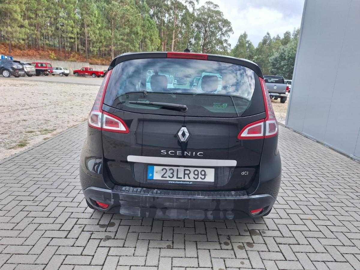 renault-scenic-2011-diesel-1461cc