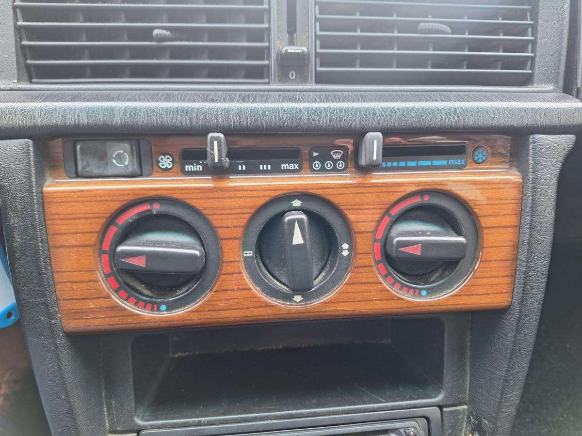 mercedes-benz-190-1992-gasolina-1737cc