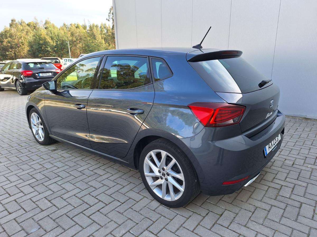 seat-ibiza-2023-gasolina-999cc