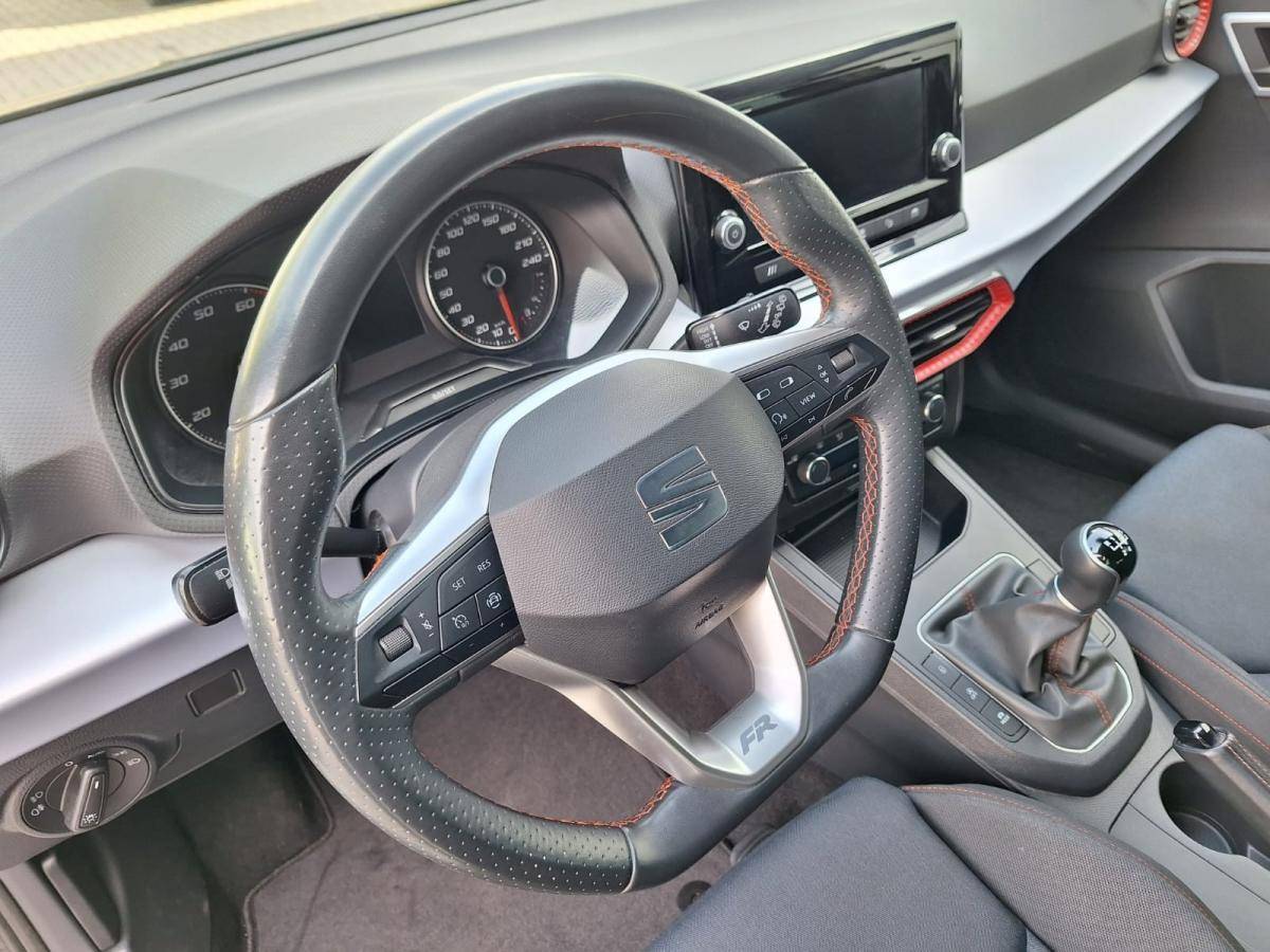 seat-ibiza-2023-gasolina-999cc