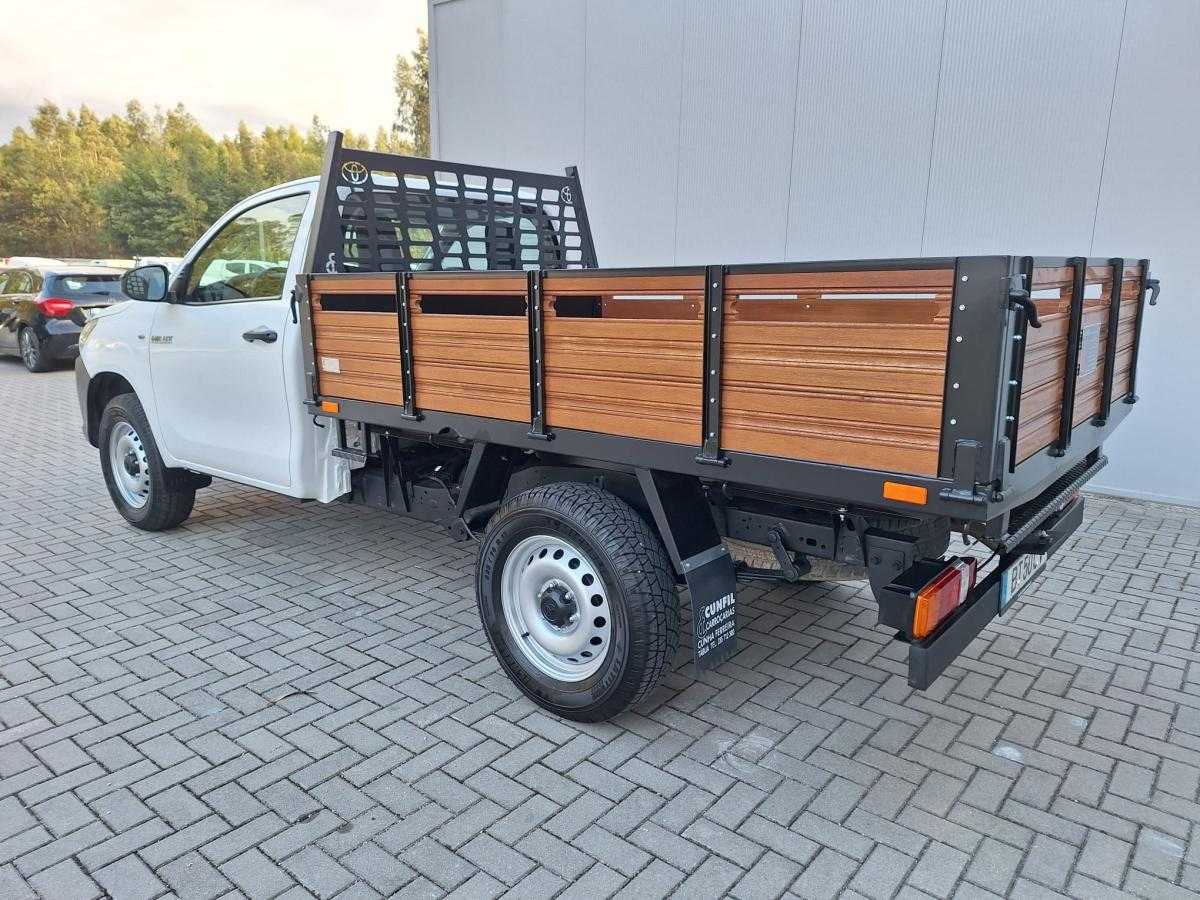 toyota-hilux-2019-diesel-2393cc