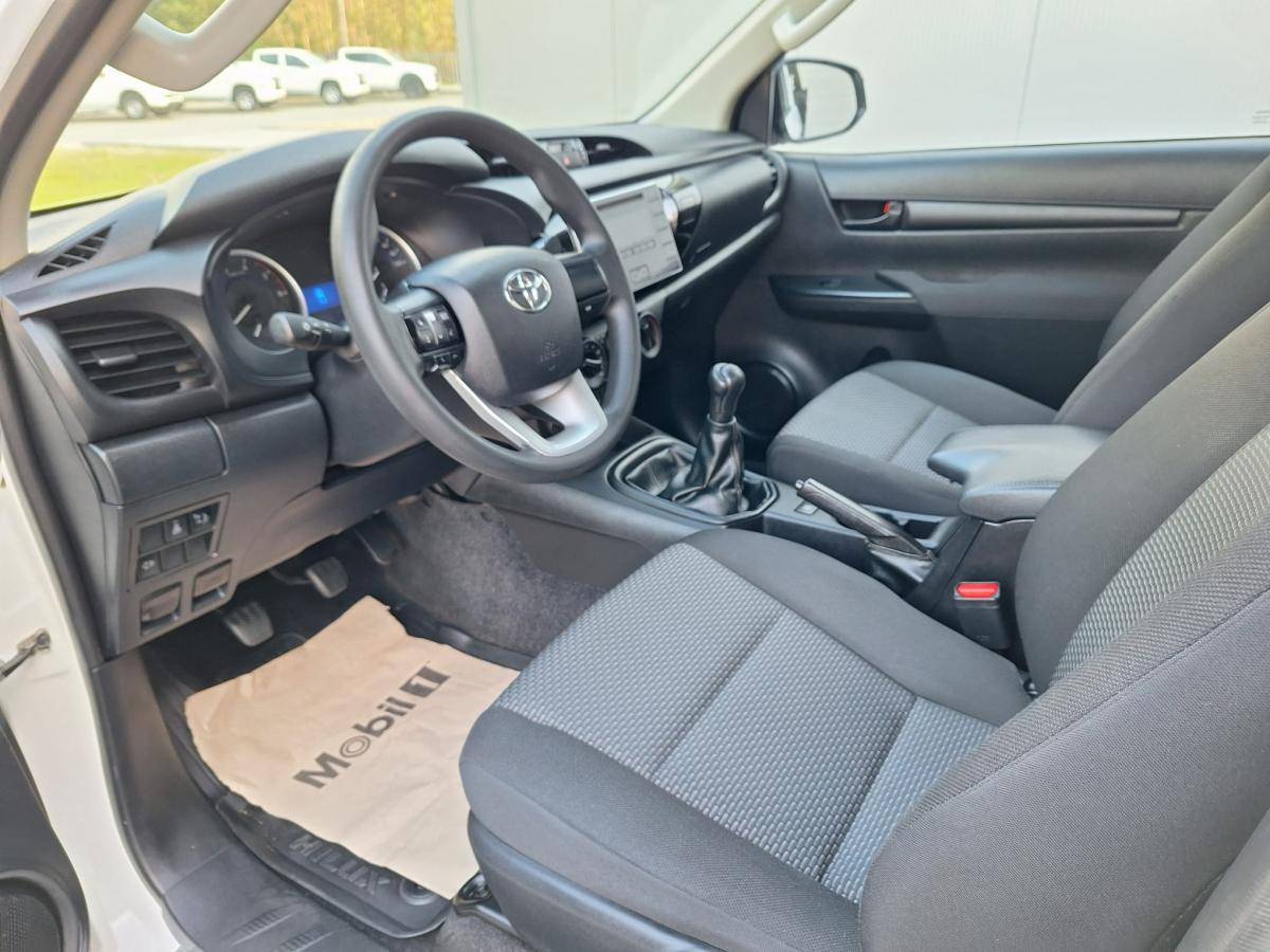 toyota-hilux-2019-diesel-2393cc