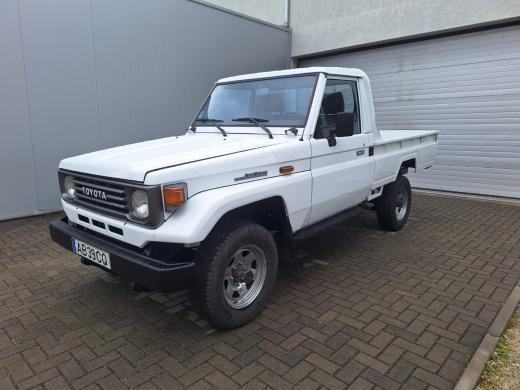 toyota-land-cruiser-1992-diesel-3469cc
