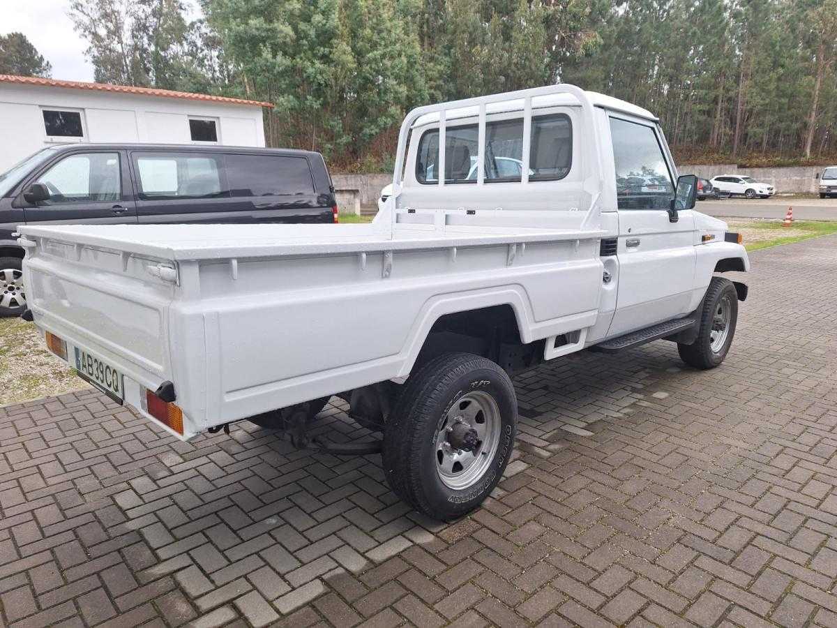 toyota-land-cruiser-1992-diesel-3469cc