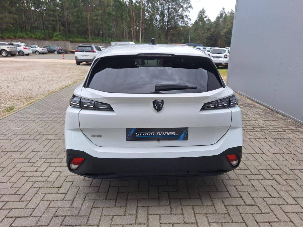 peugeot-308-sw-2023-diesel-1499cc