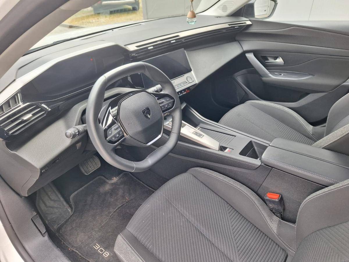 peugeot-308-sw-2023-diesel-1499cc