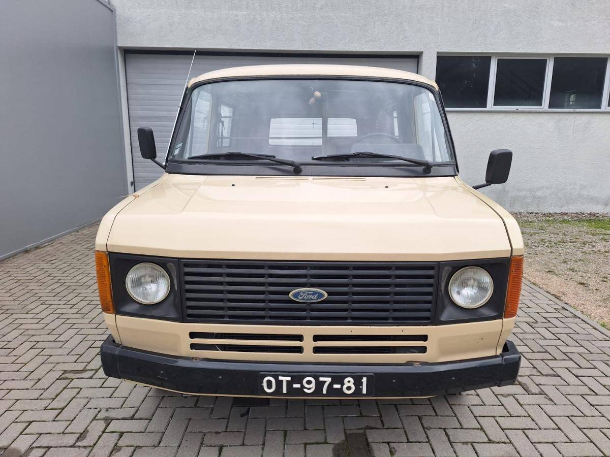 ford-transit-1980-diesel-2358cc