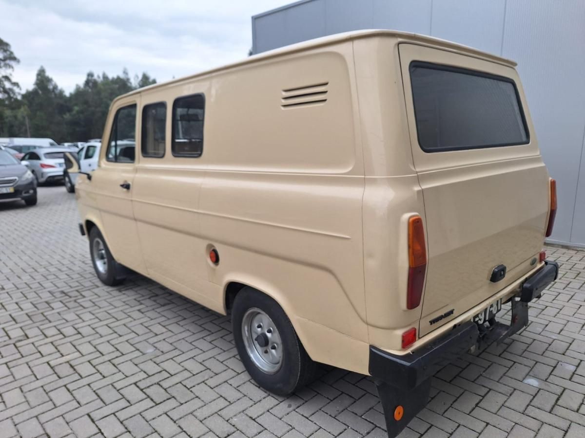 ford-transit-1980-diesel-2358cc