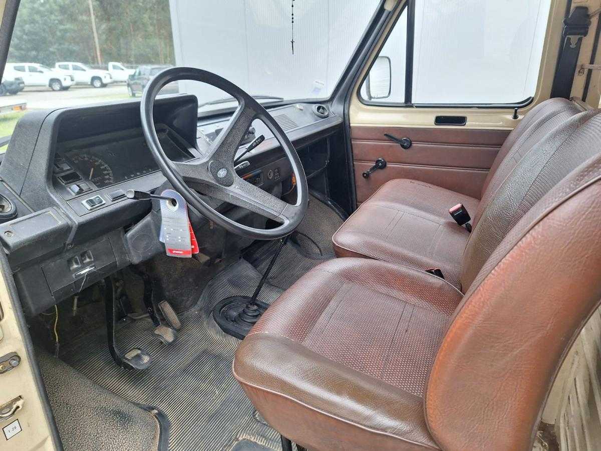 ford-transit-1980-diesel-2358cc