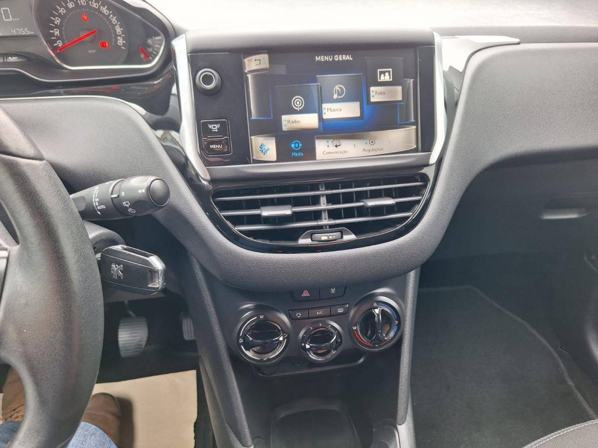 peugeot-208-2013-gasolina-1199cc