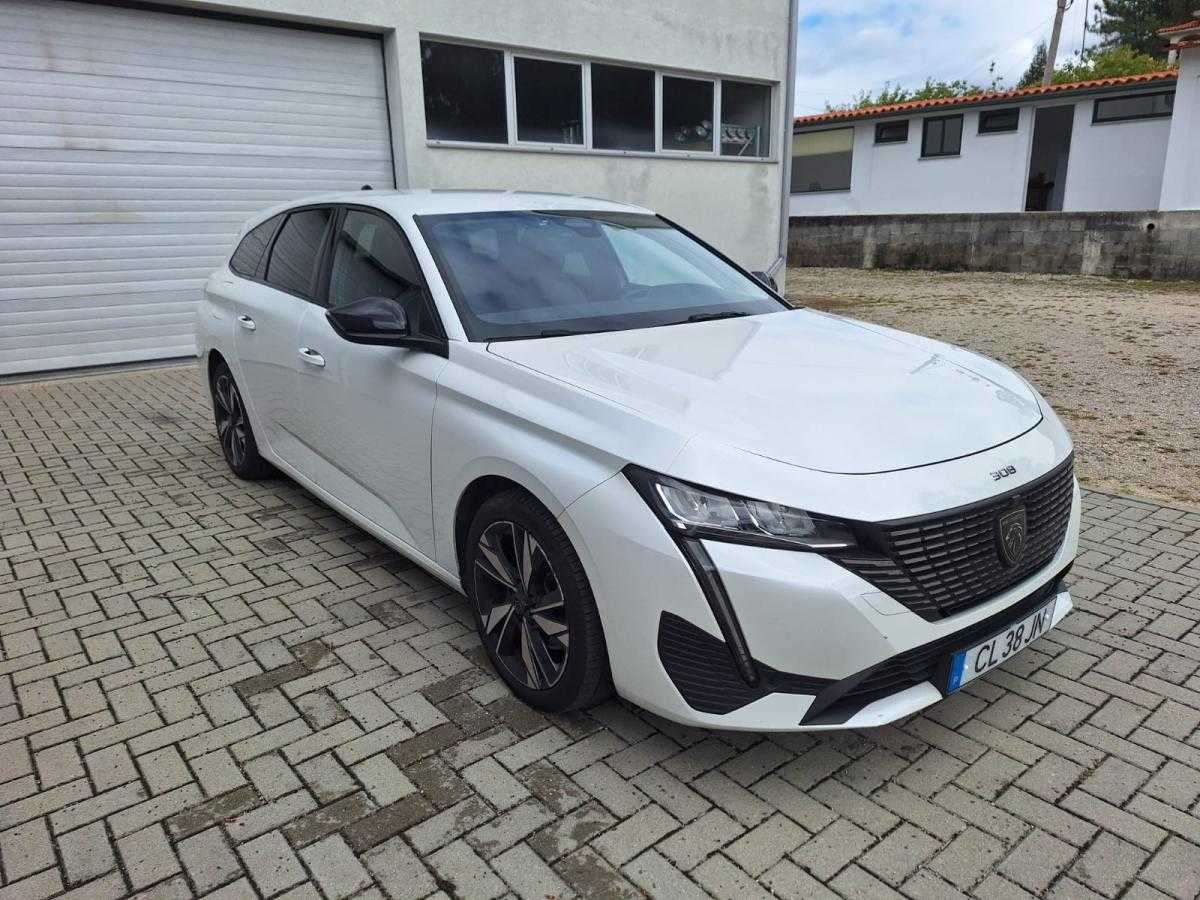 peugeot-308-sw-2022-diesel-1499cc