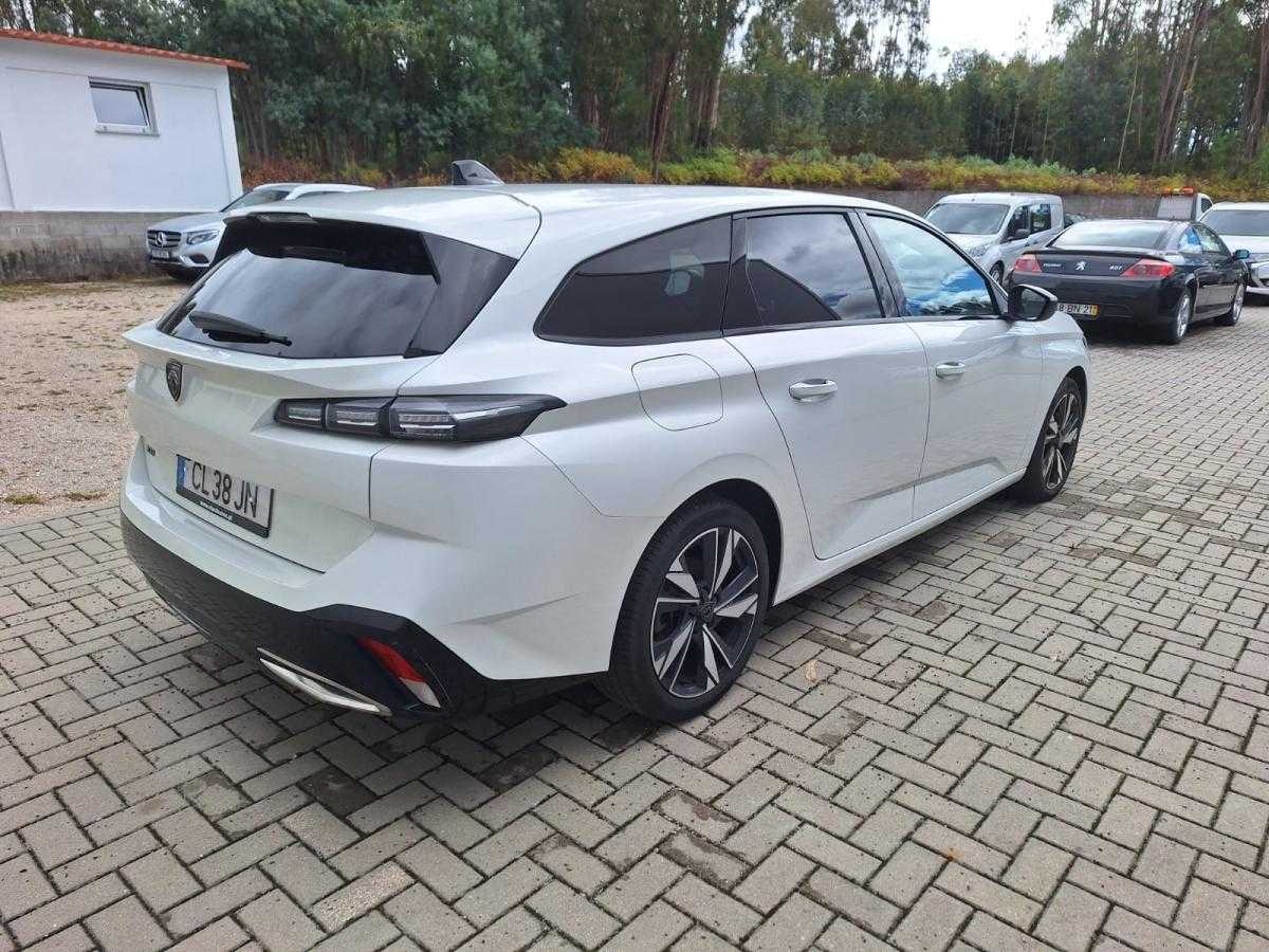 peugeot-308-sw-2022-diesel-1499cc