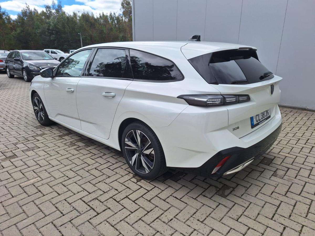 peugeot-308-sw-2022-diesel-1499cc