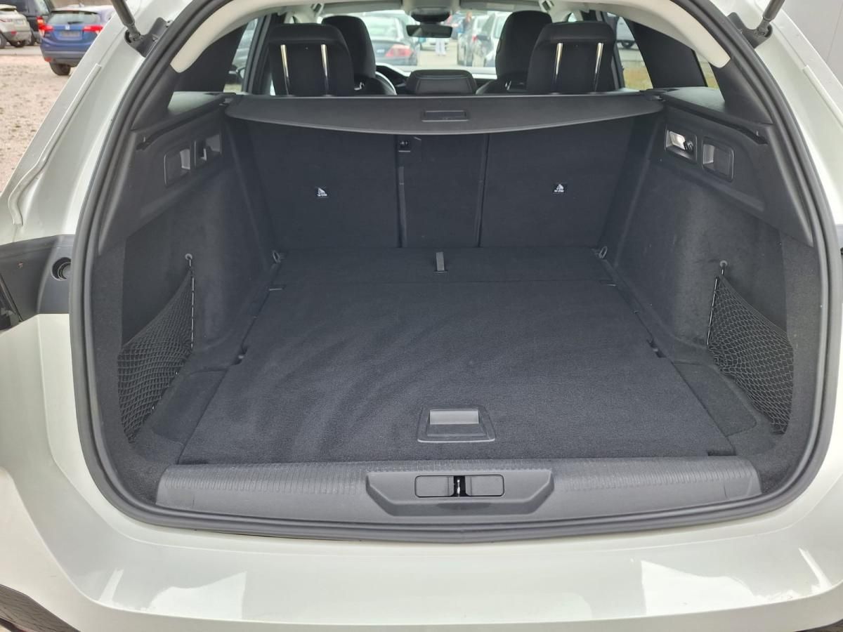 peugeot-308-sw-2022-diesel-1499cc