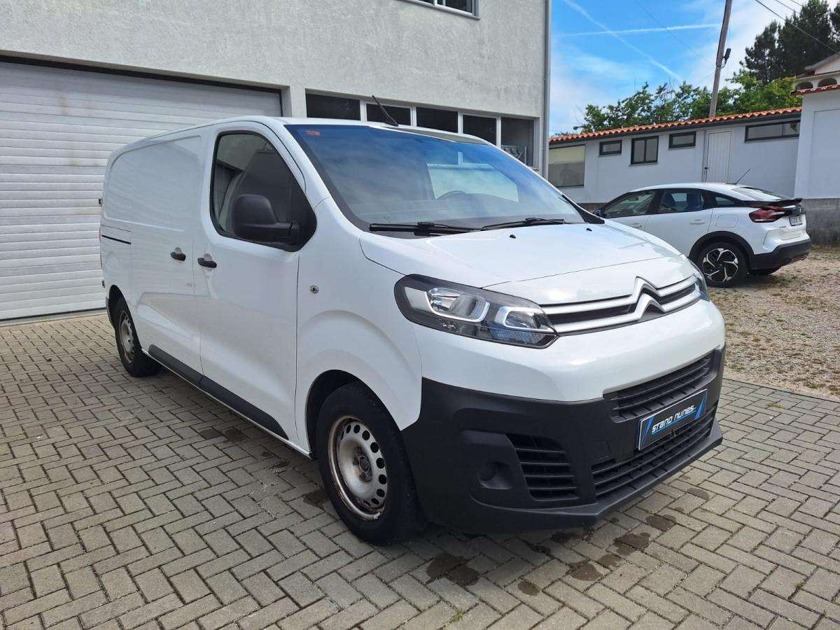 citroen-jumpy-2021-diesel-1499cc