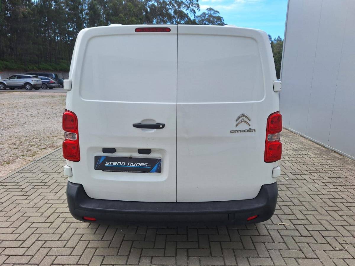 citroen-jumpy-2021-diesel-1499cc