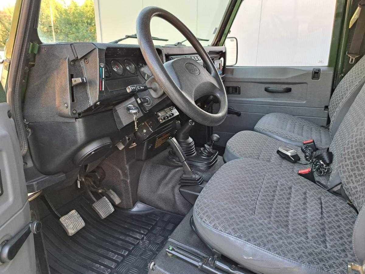land-rover-defender-2002-diesel-2495cc