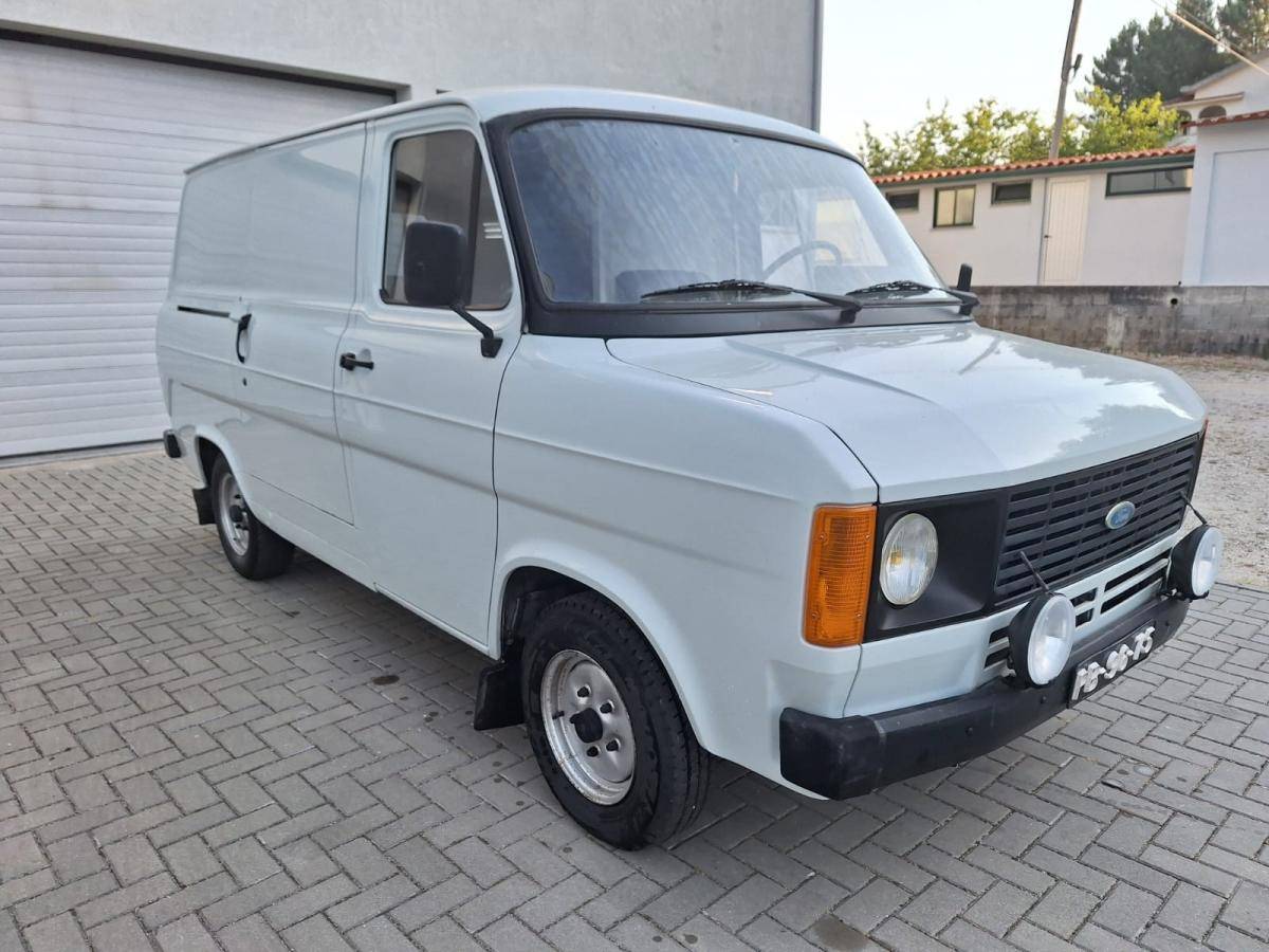 ford-transit-1982-diesel-2358cc