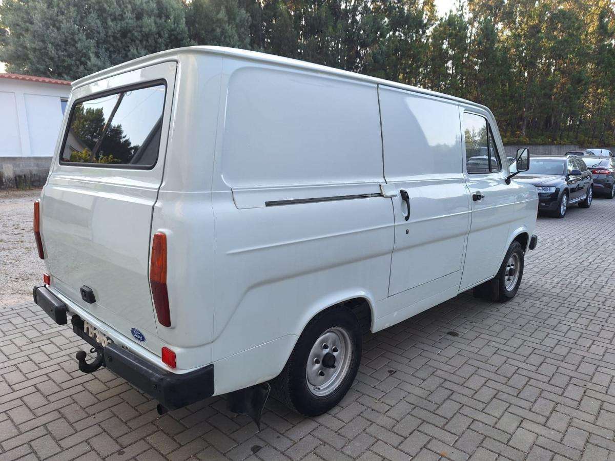 ford-transit-1982-diesel-2358cc
