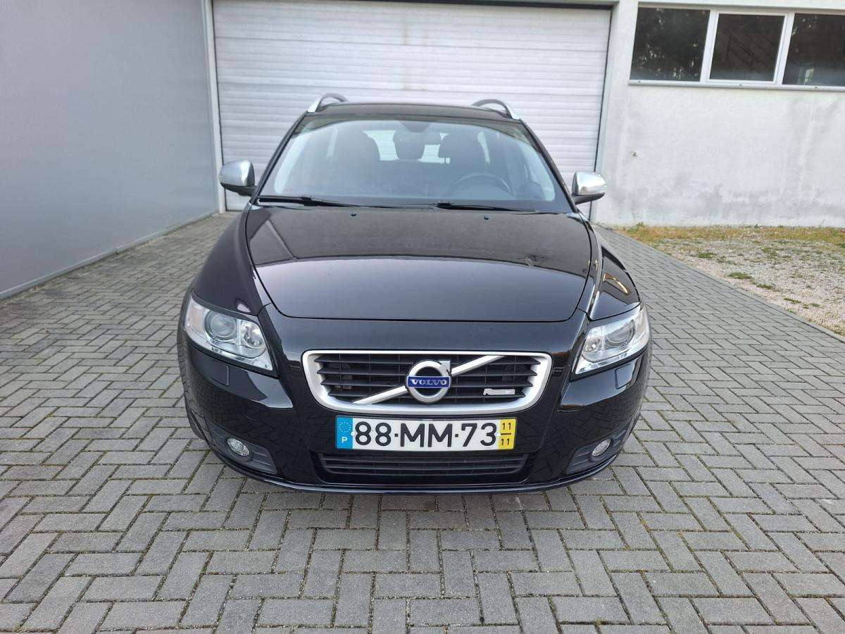 volvo-v50-2011-diesel-1560cc