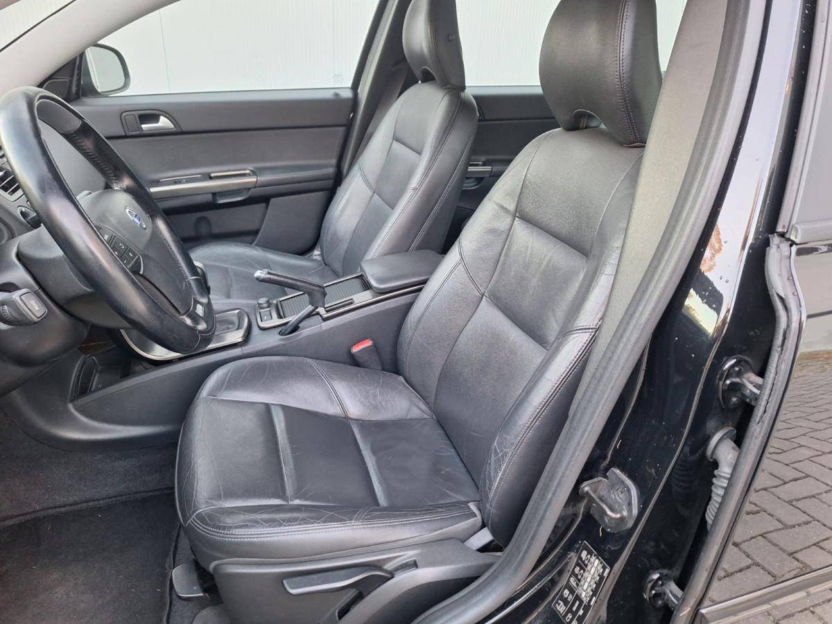 volvo-v50-2011-diesel-1560cc