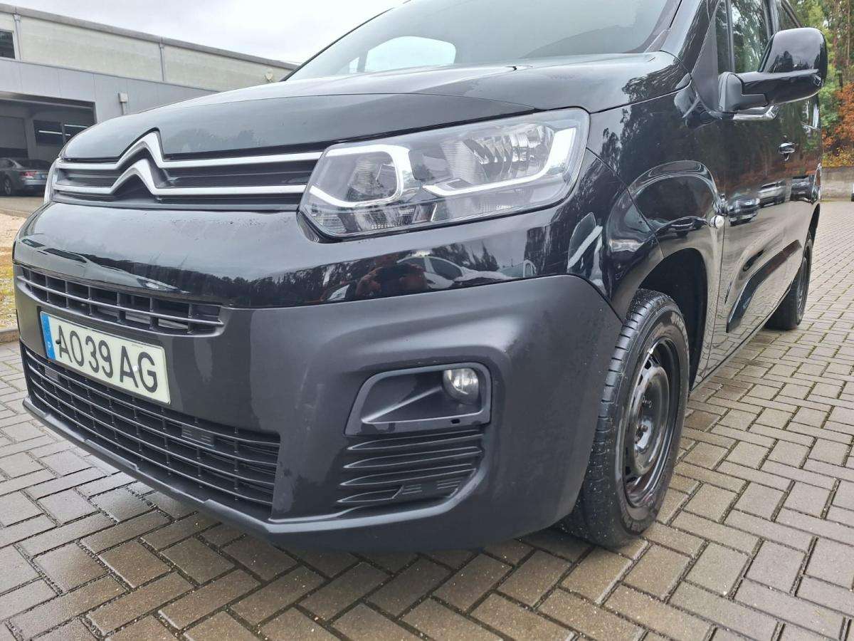 citroen-berlingo-2022-diesel-1499cc
