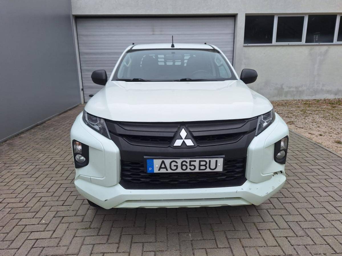 mitsubishi-l200-2021-diesel-2268cc