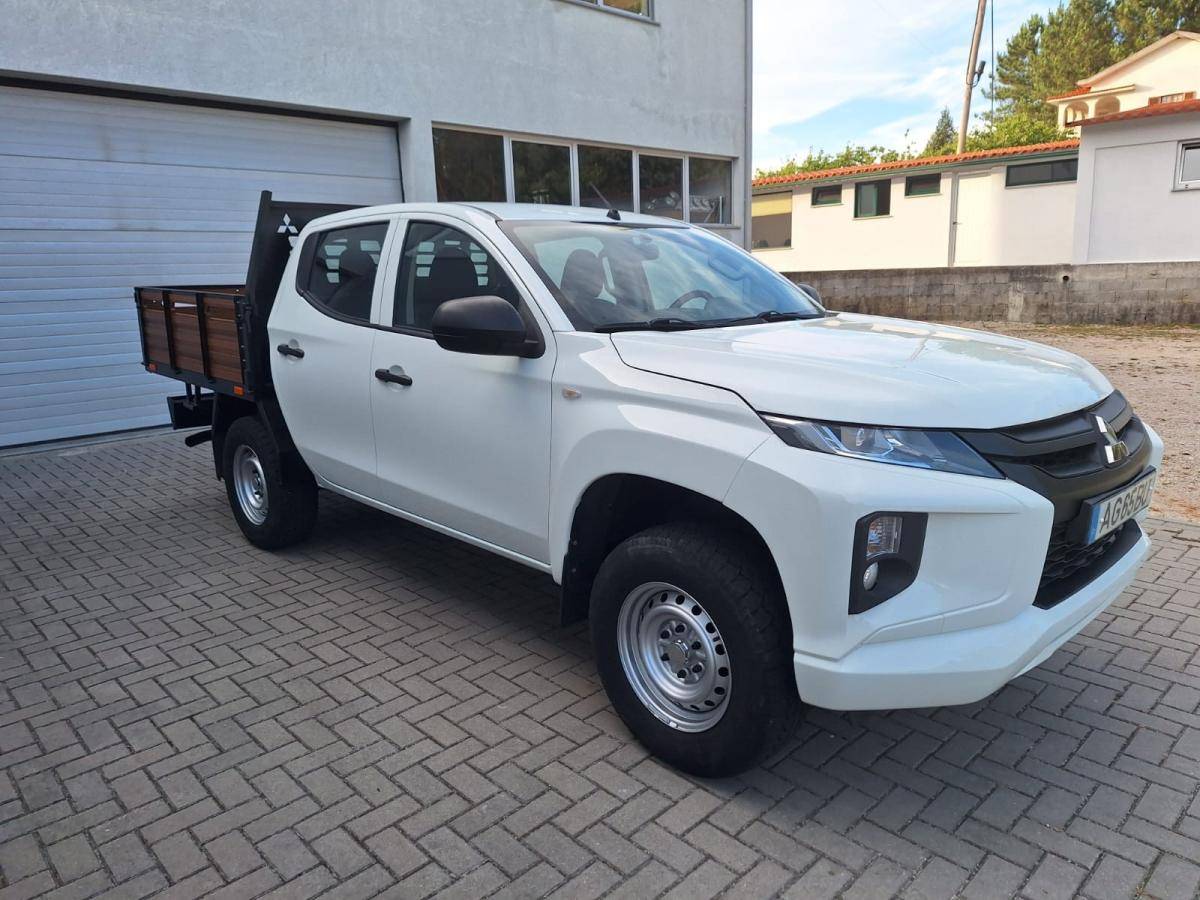 mitsubishi-l200-2021-diesel-2268cc