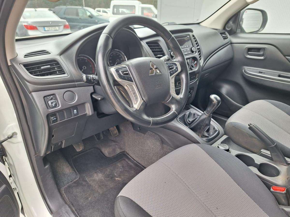 mitsubishi-l200-2021-diesel-2268cc