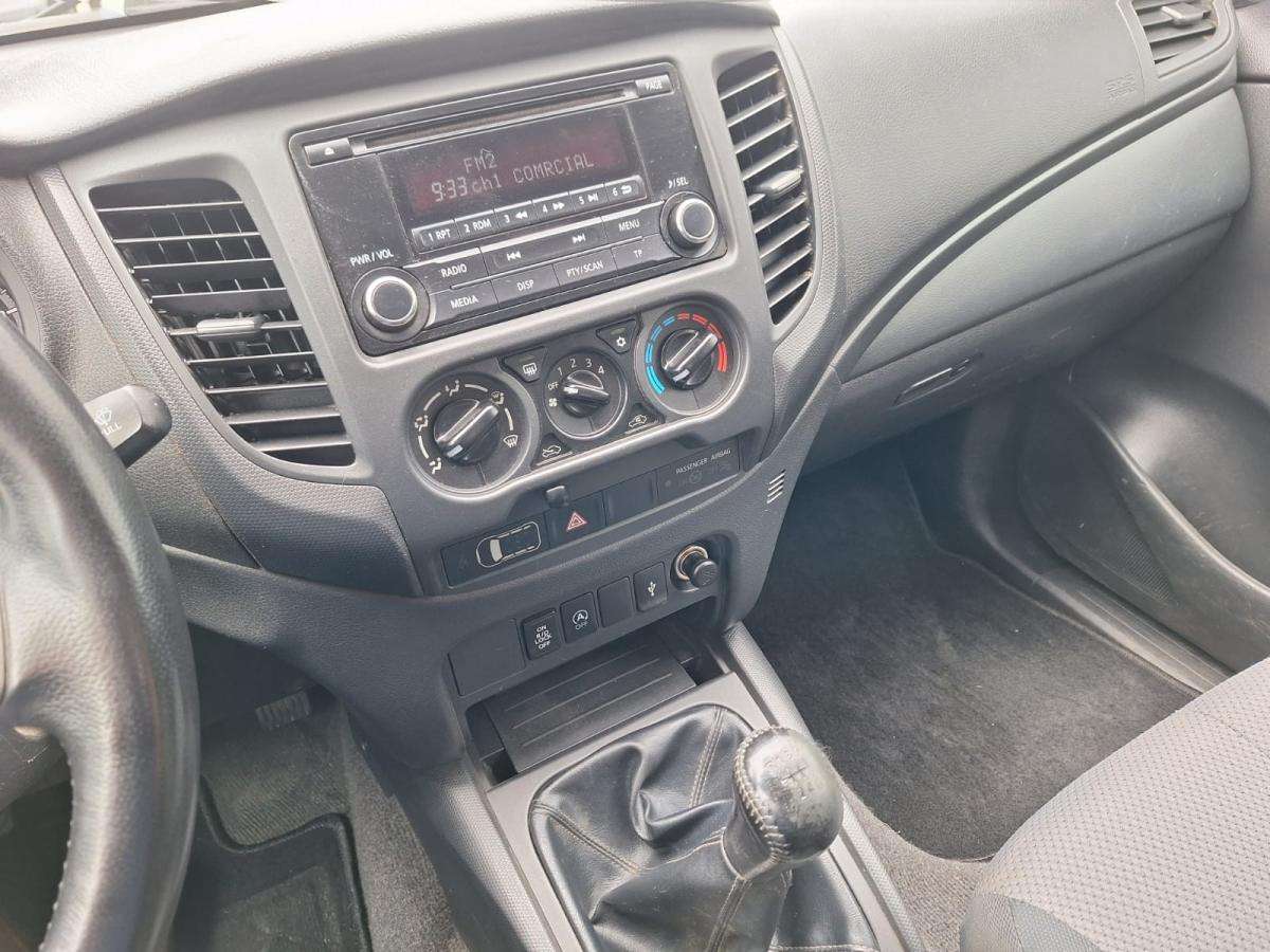 mitsubishi-l200-2021-diesel-2268cc