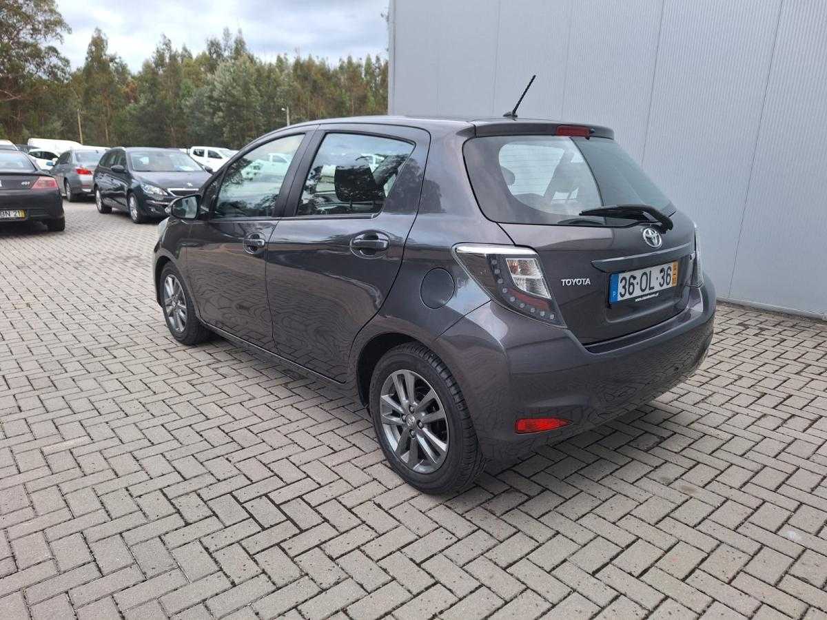 toyota-yaris-2014-diesel-1364cc