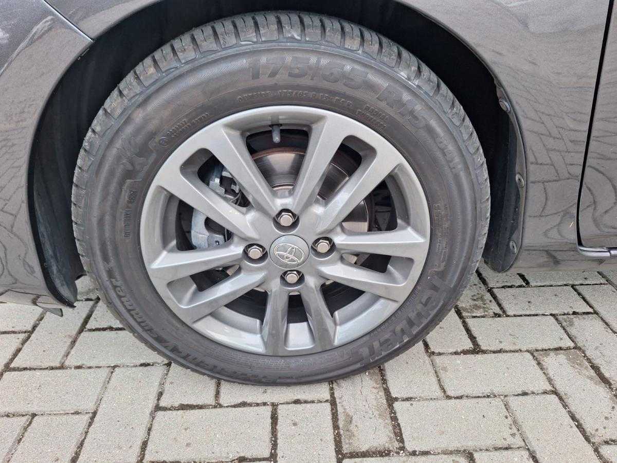 toyota-yaris-2014-diesel-1364cc