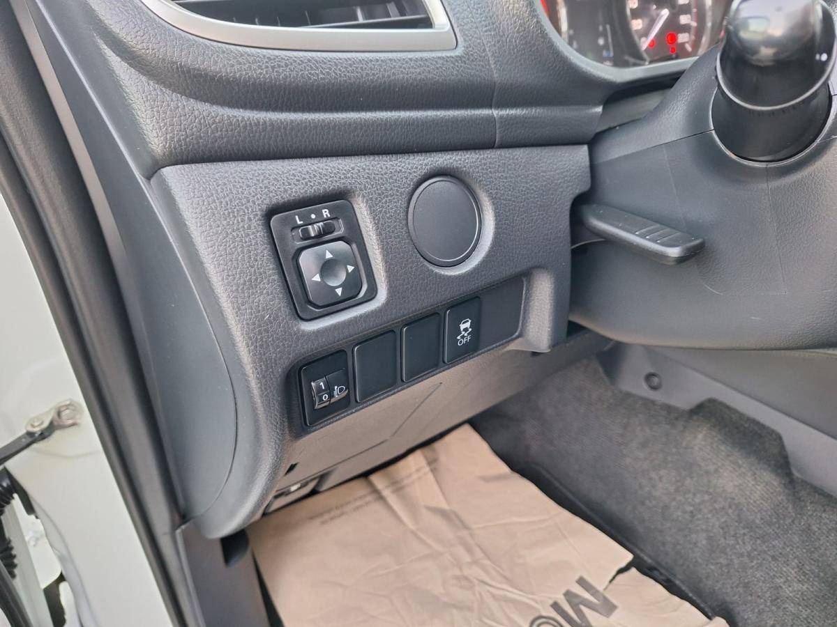 mitsubishi-l200-2021-diesel-2442cc