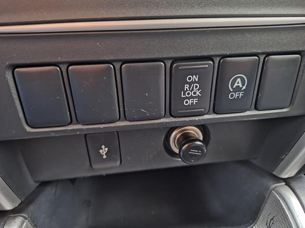 mitsubishi-l200-2021-diesel-2442cc