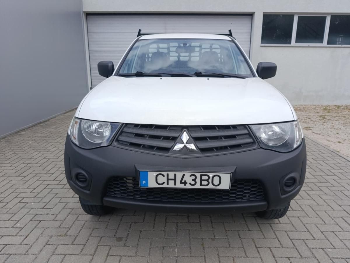 mitsubishi-l200-2015-diesel-2477cc