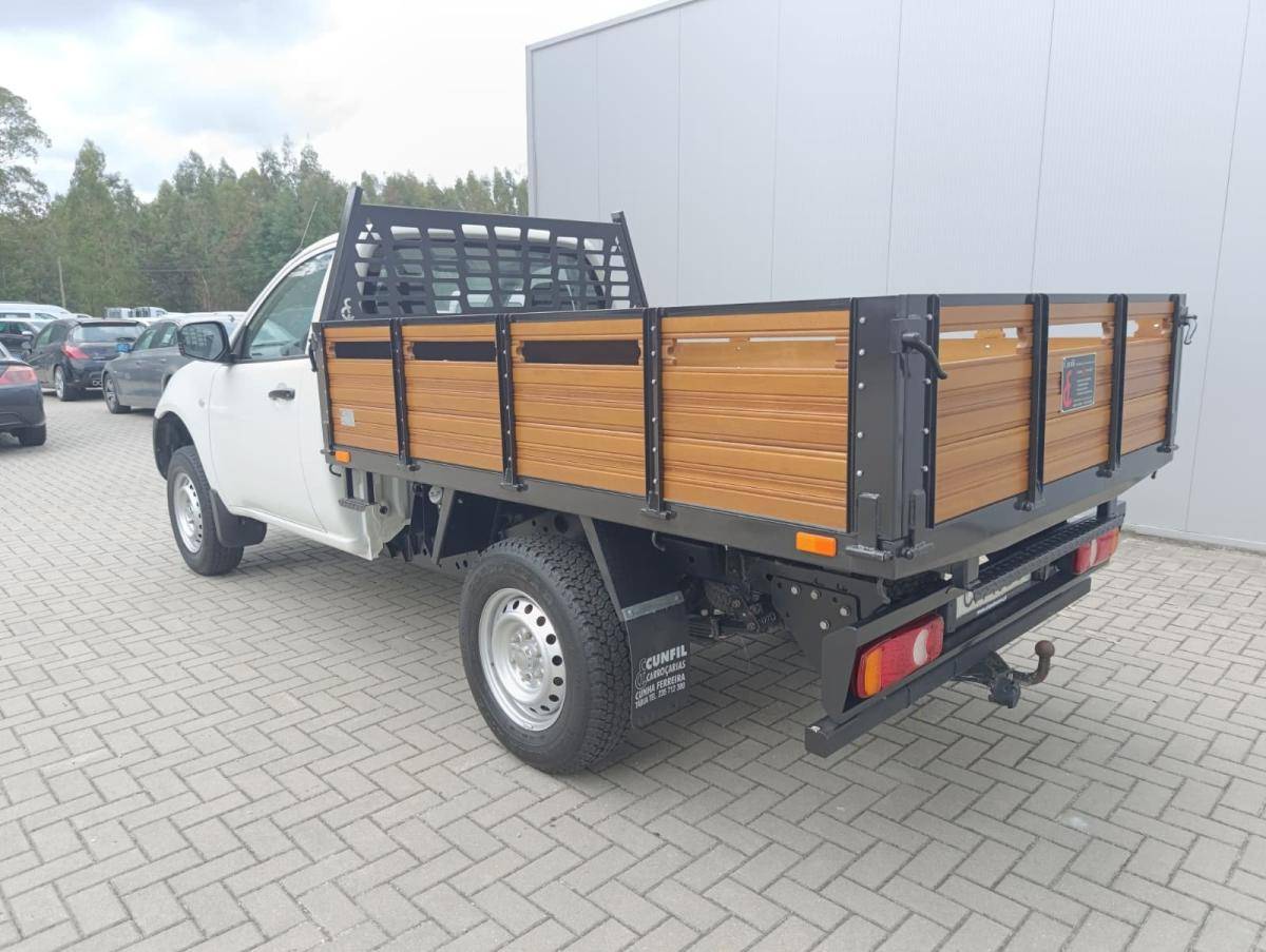 mitsubishi-l200-2015-diesel-2477cc