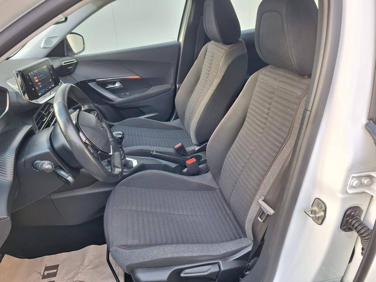 peugeot-2008-2022-diesel-1499cc
