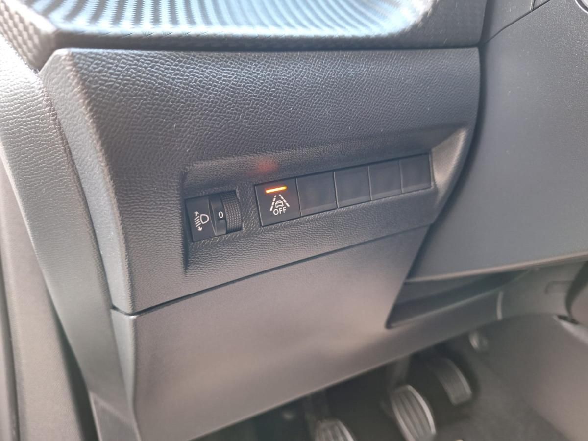 peugeot-2008-2022-diesel-1499cc